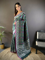 Joban Fashion Dark Green Jacquard Woven Pattern Lichi Soft Silk Banarasi Saree