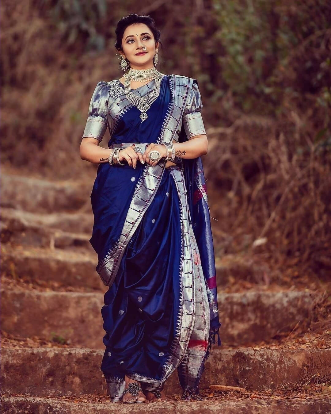 DEIANA'S Beautiful Designer Golden zari Soft Lichi Silk Saree - Blue