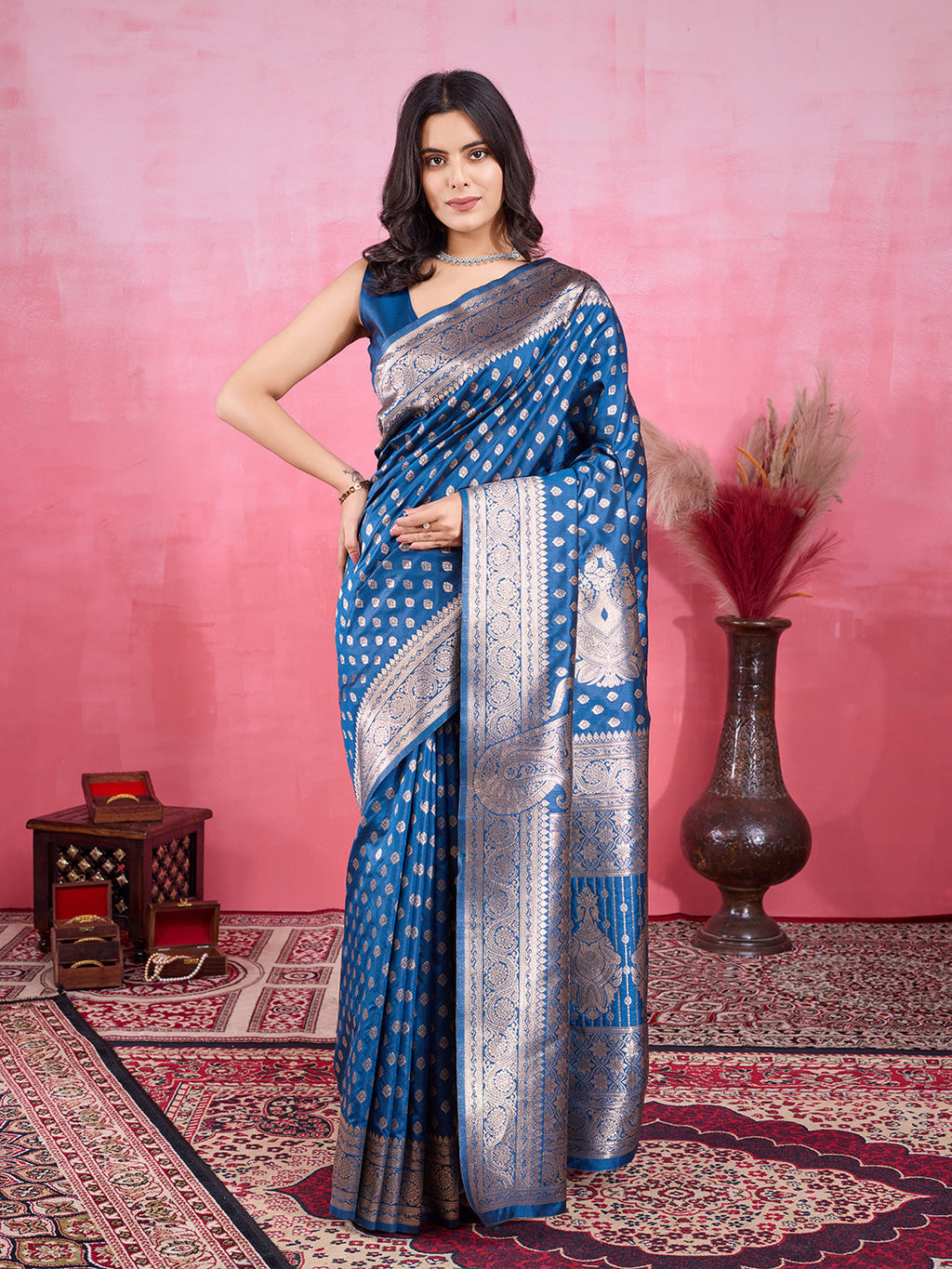 Vedant Vastram Banarasi Silk Fashion Saree - Morpinch