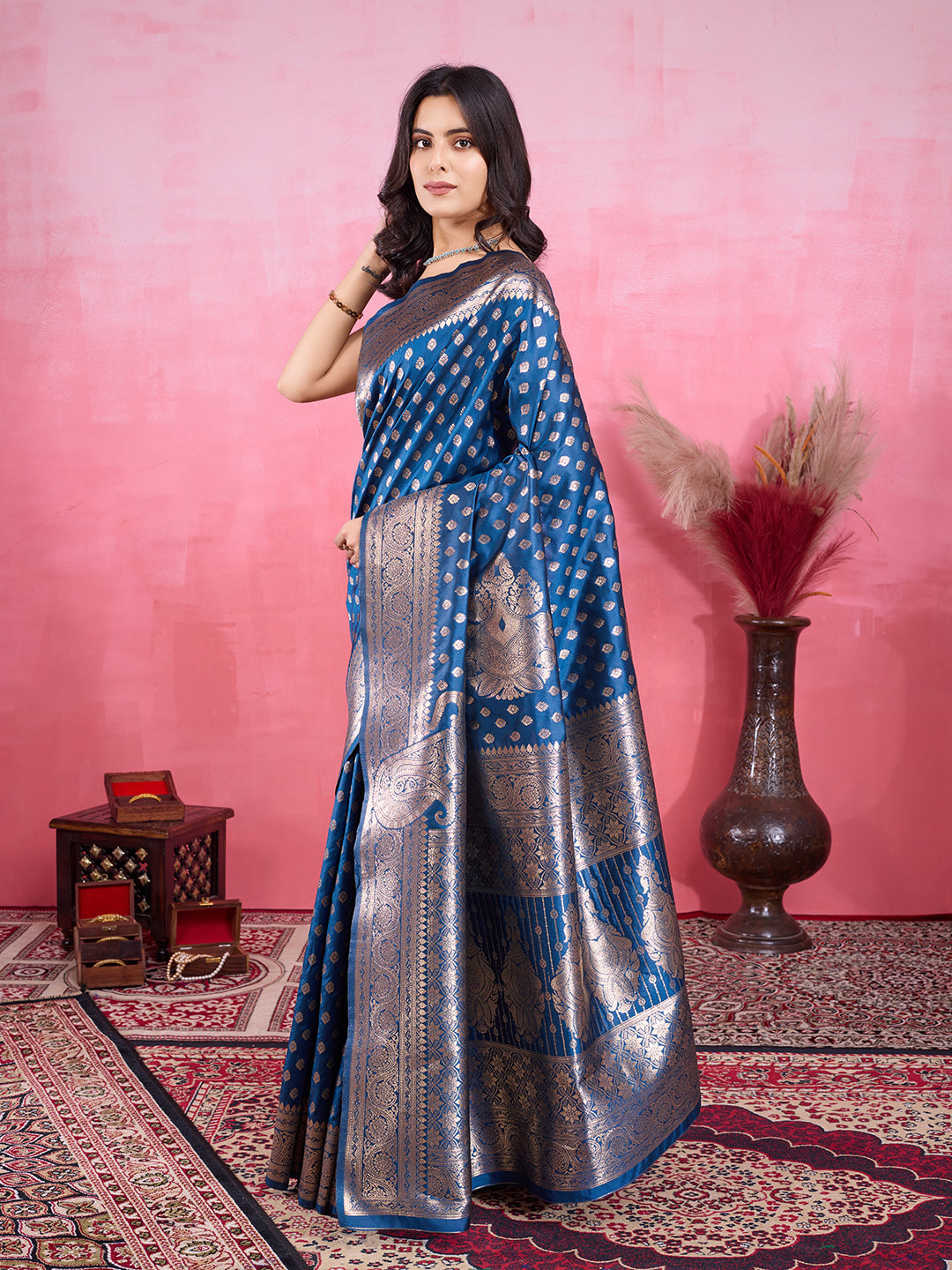 Vedant Vastram Banarasi Silk Fashion Saree - Morpinch