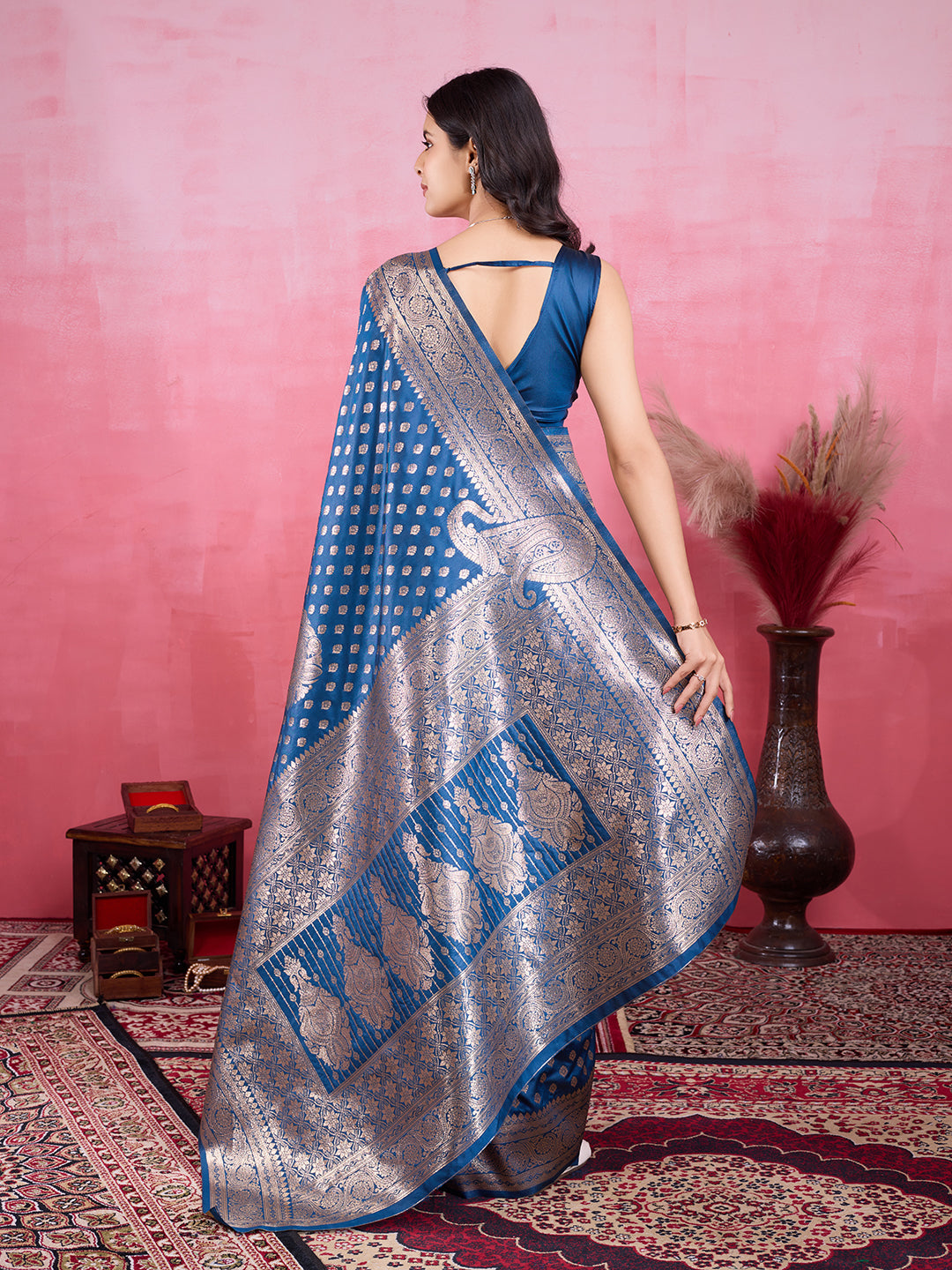 Vedant Vastram Banarasi Silk Fashion Saree - Morpinch