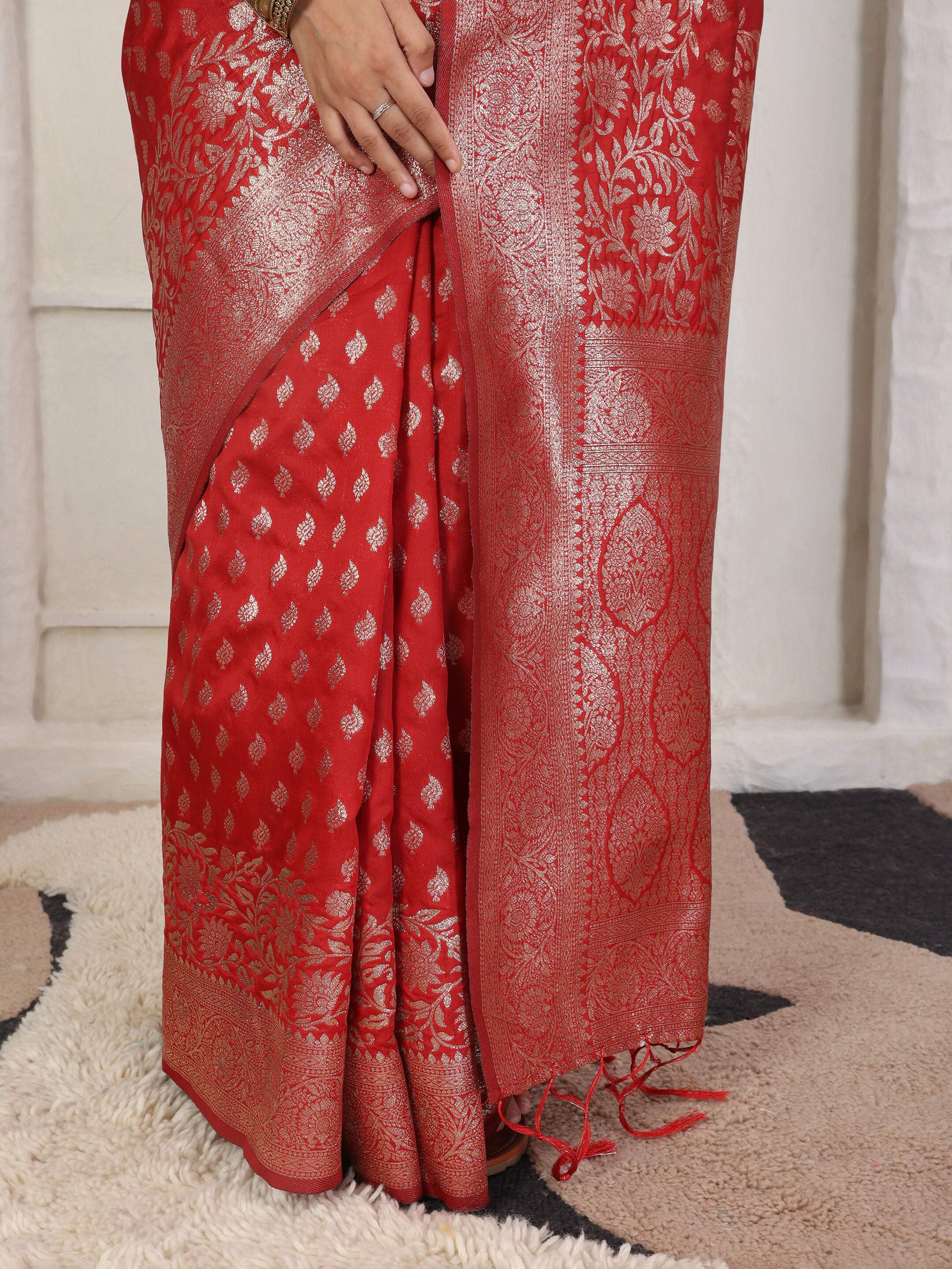 Shree Shyam Fashion Lichi Silk Red Saree - Distacart