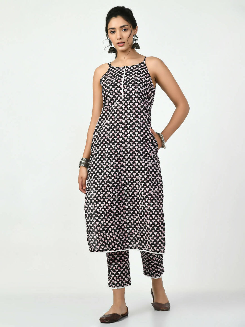 Myshka Women's Black Printed Kurta With Trouser