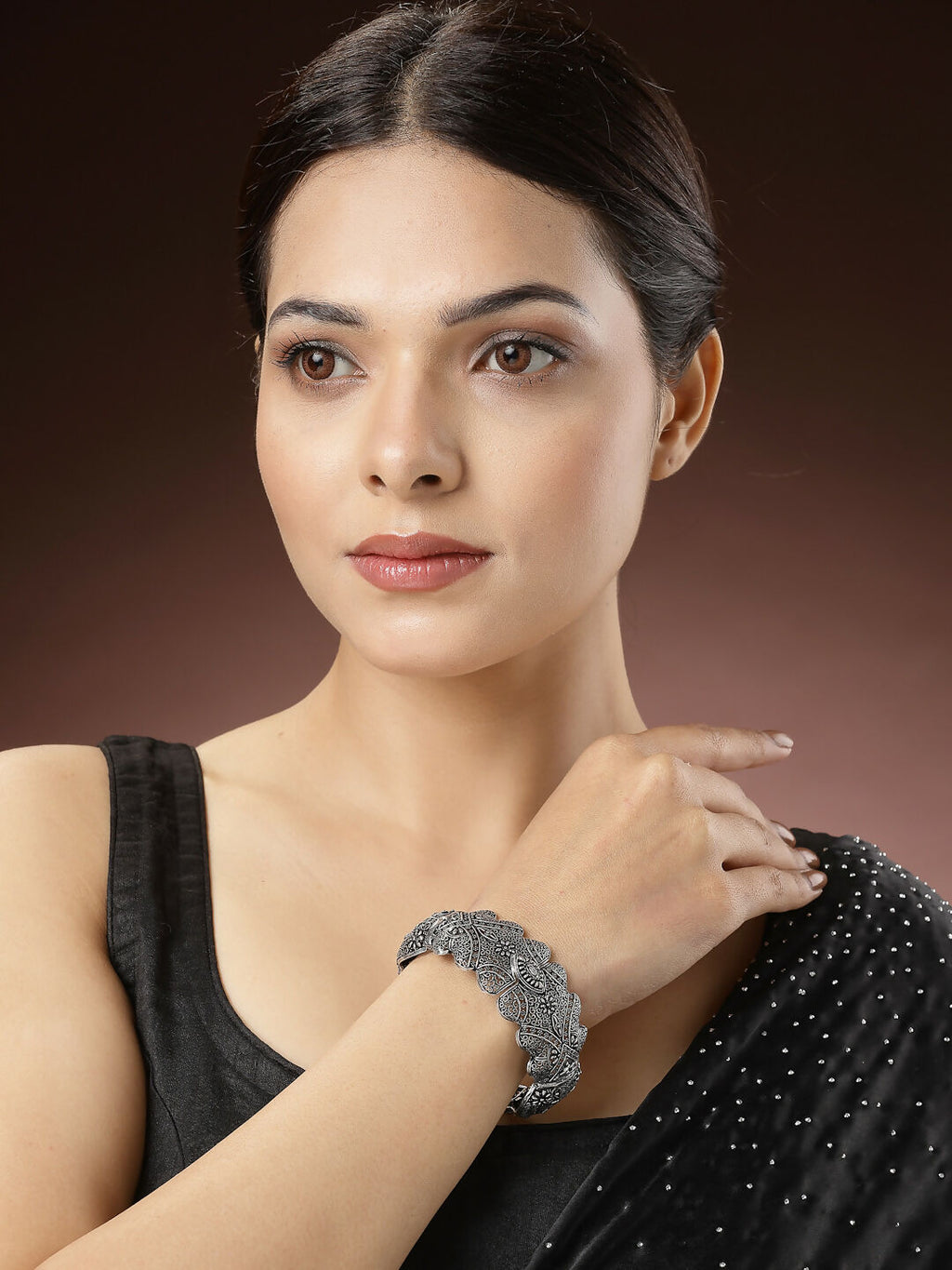 NVR Women's Silver-Toned German Silver Oxidised Kada Bangle - Distacart