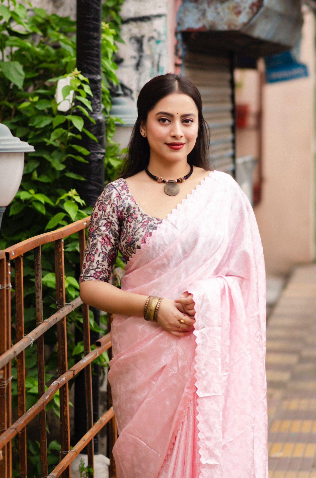 Pink Poly Silk Ethnic Motifs Saree with Unstitched Blouse - A2M