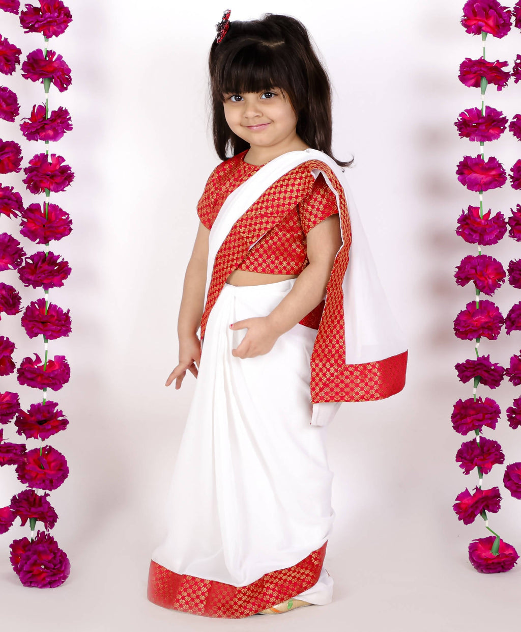 Little Bansi Girls Red And White Color Bengali Saree With Floral Brocade Blouse