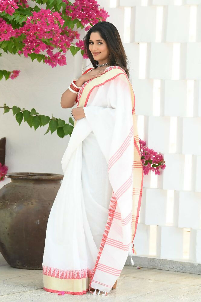 Beatitude White Cotton Tangail Saree