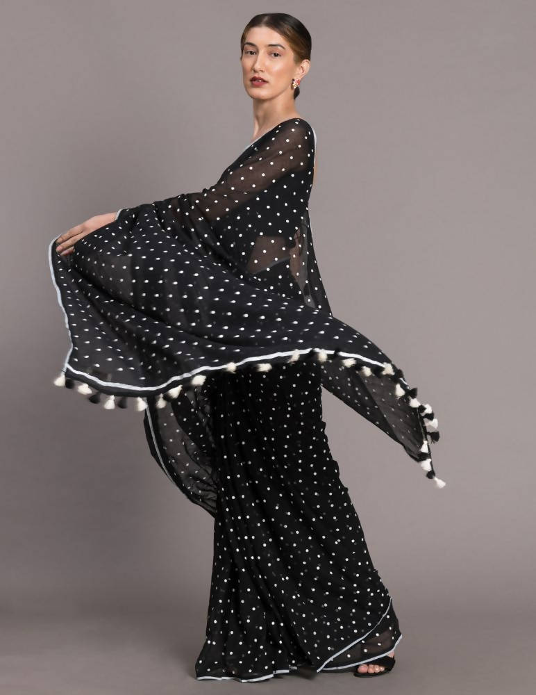 Suta Black White Polka Dots Printed Pure Cotton Saree - Distacart