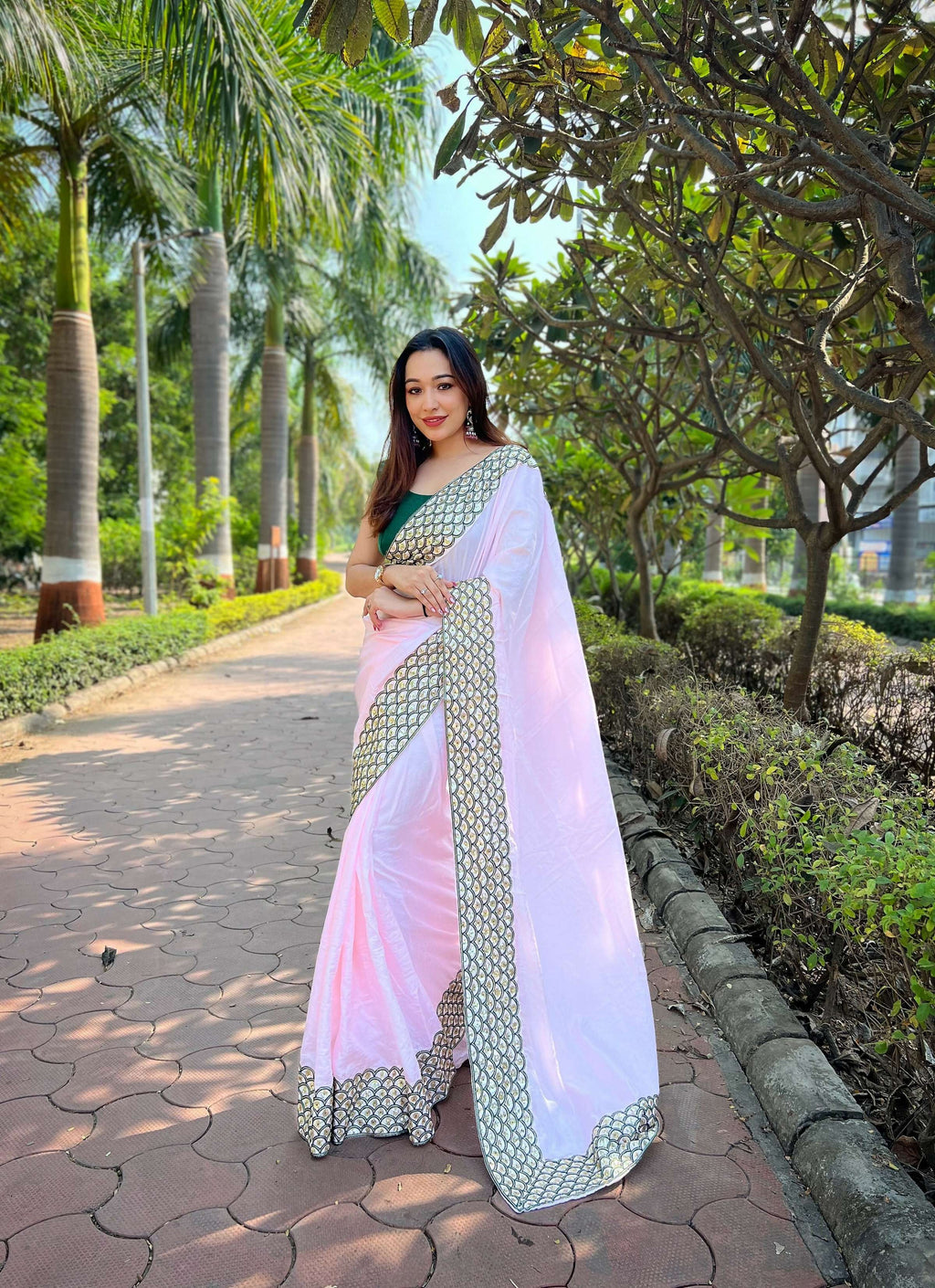 Vamsee Kajol Baby Pink Sana Silk Saree