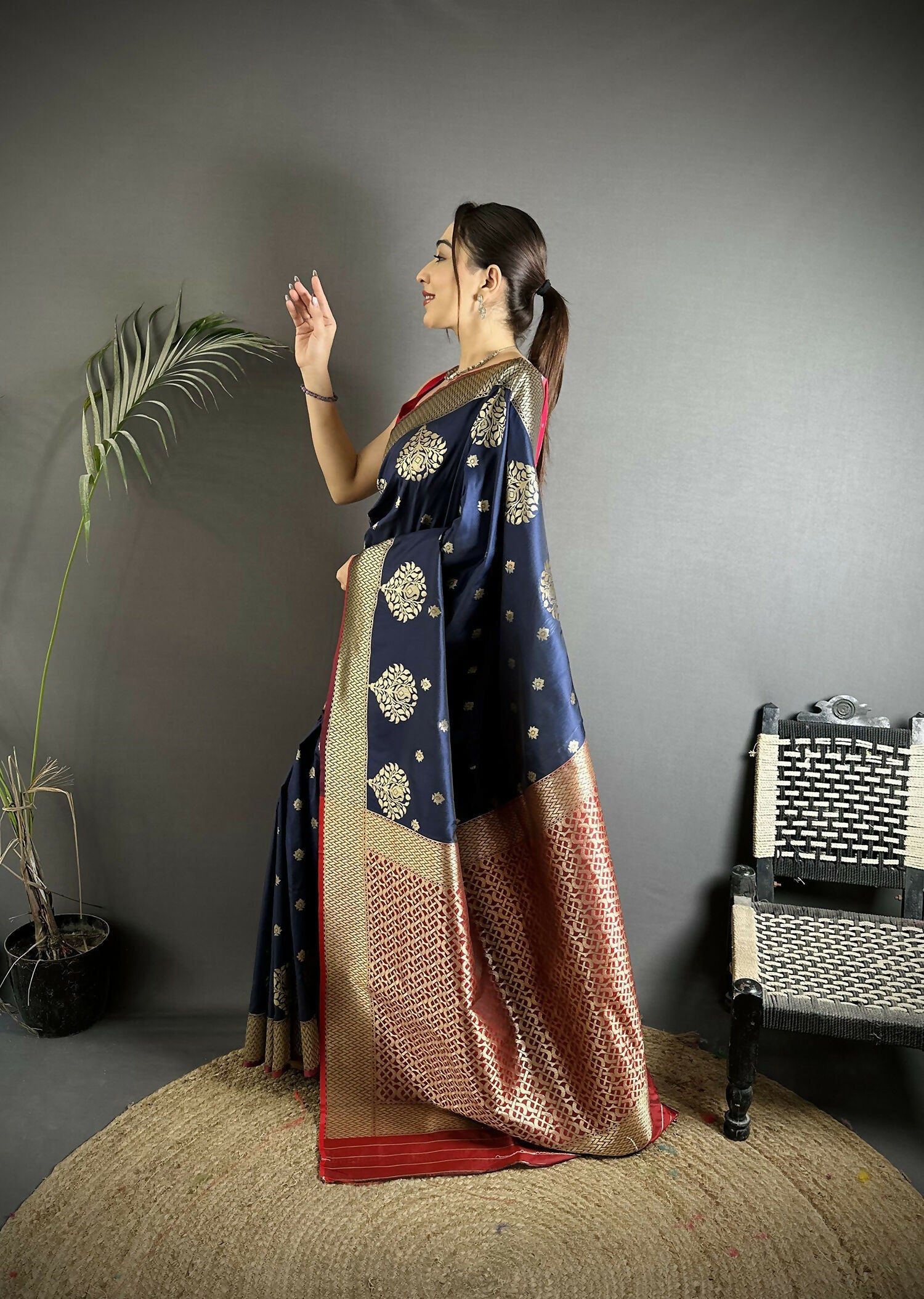 Joban Fashion Navy Blue Woven Butti Soft Silk Banarasi Silk Saree - Distacart