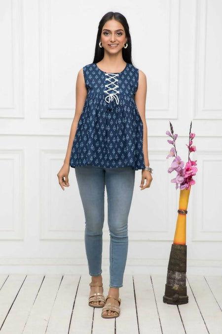 Myshka Women Blue Solid Round Neck Regular Sleeves Pure Cotton Top