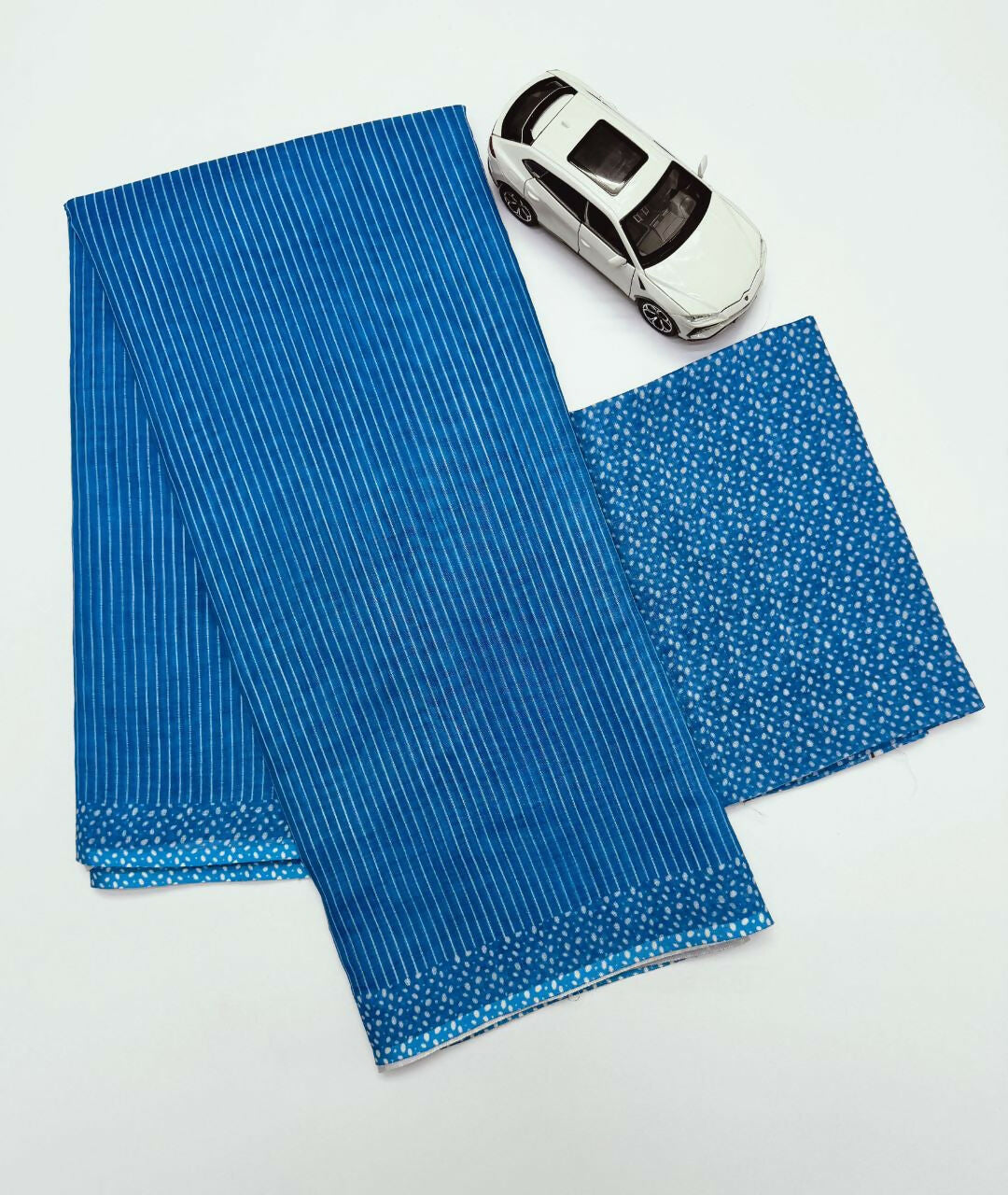 Prime Volt Women's Blue Digital Print Soft Linen Saree With Blouse - Distacart