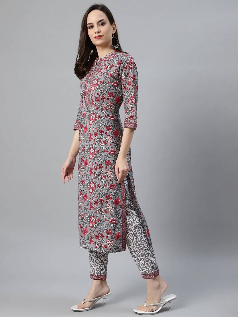 Vamika Grey Printed Cotton Party/Casual Wear Kurta Set/Suit