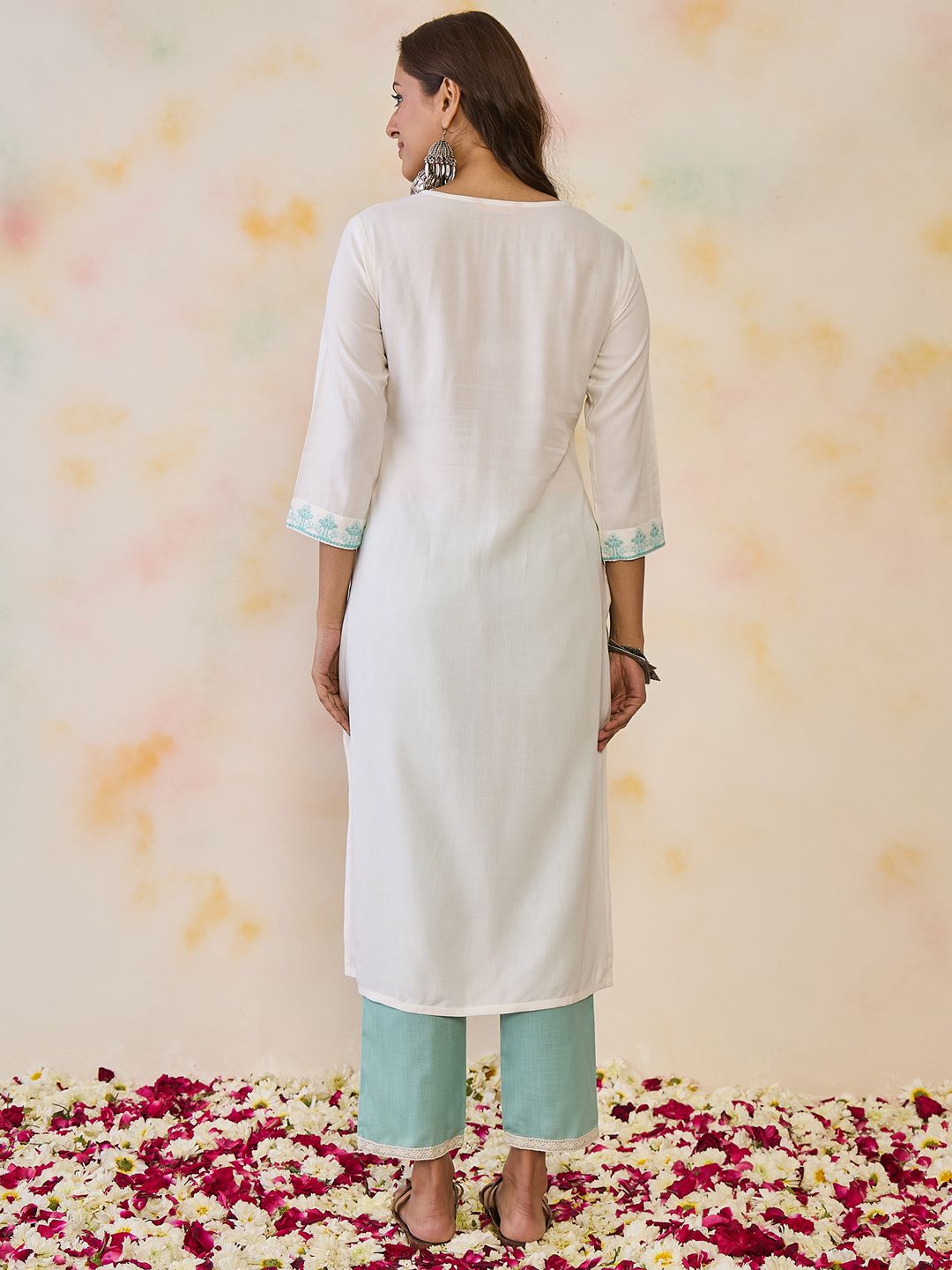 Indo Era Women Ethnic Motifs Embroidered Sequinned Floral Kurta - Distacart