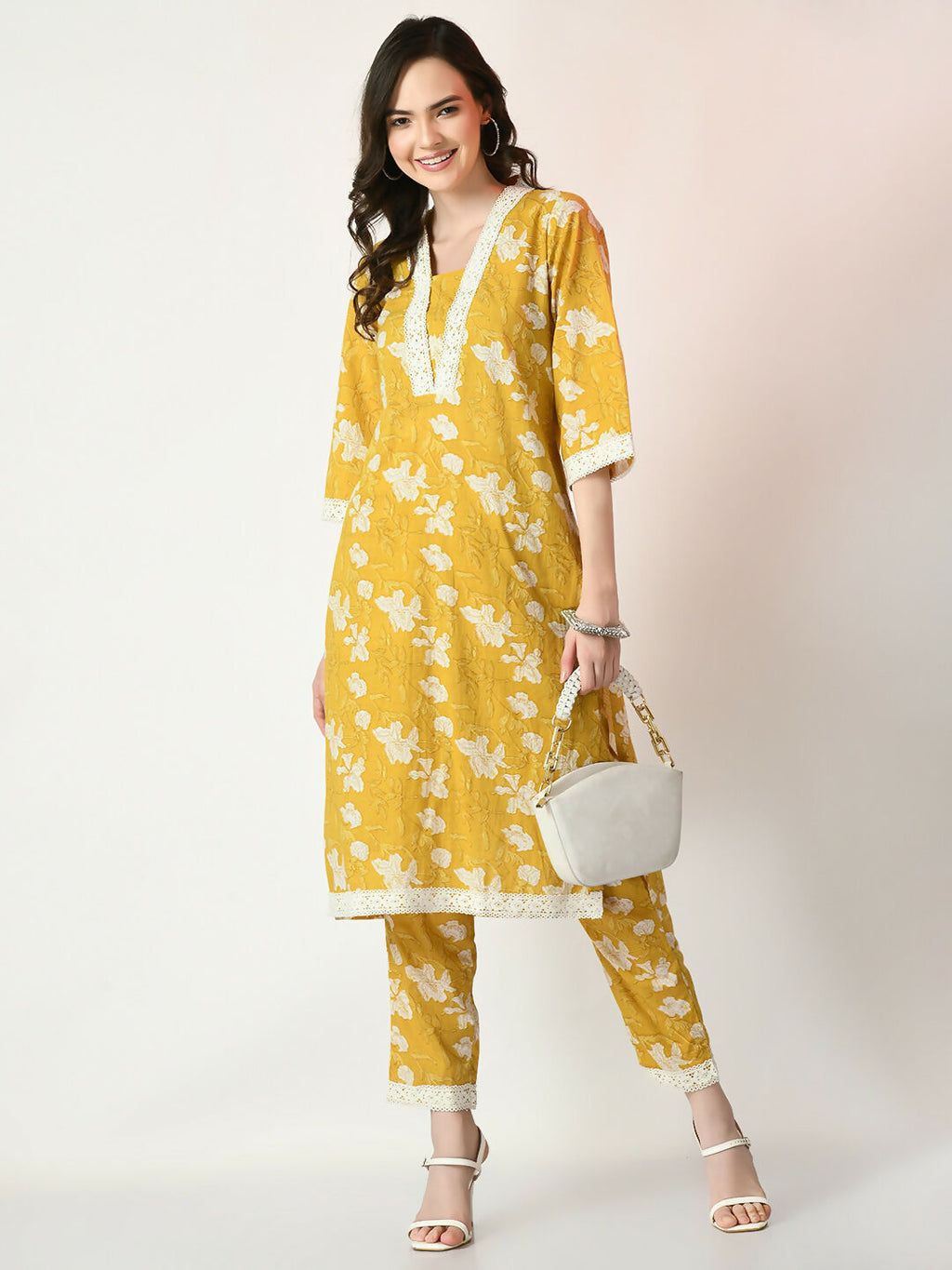 Myshka Women's Yellow Printed Kurta With Trousers