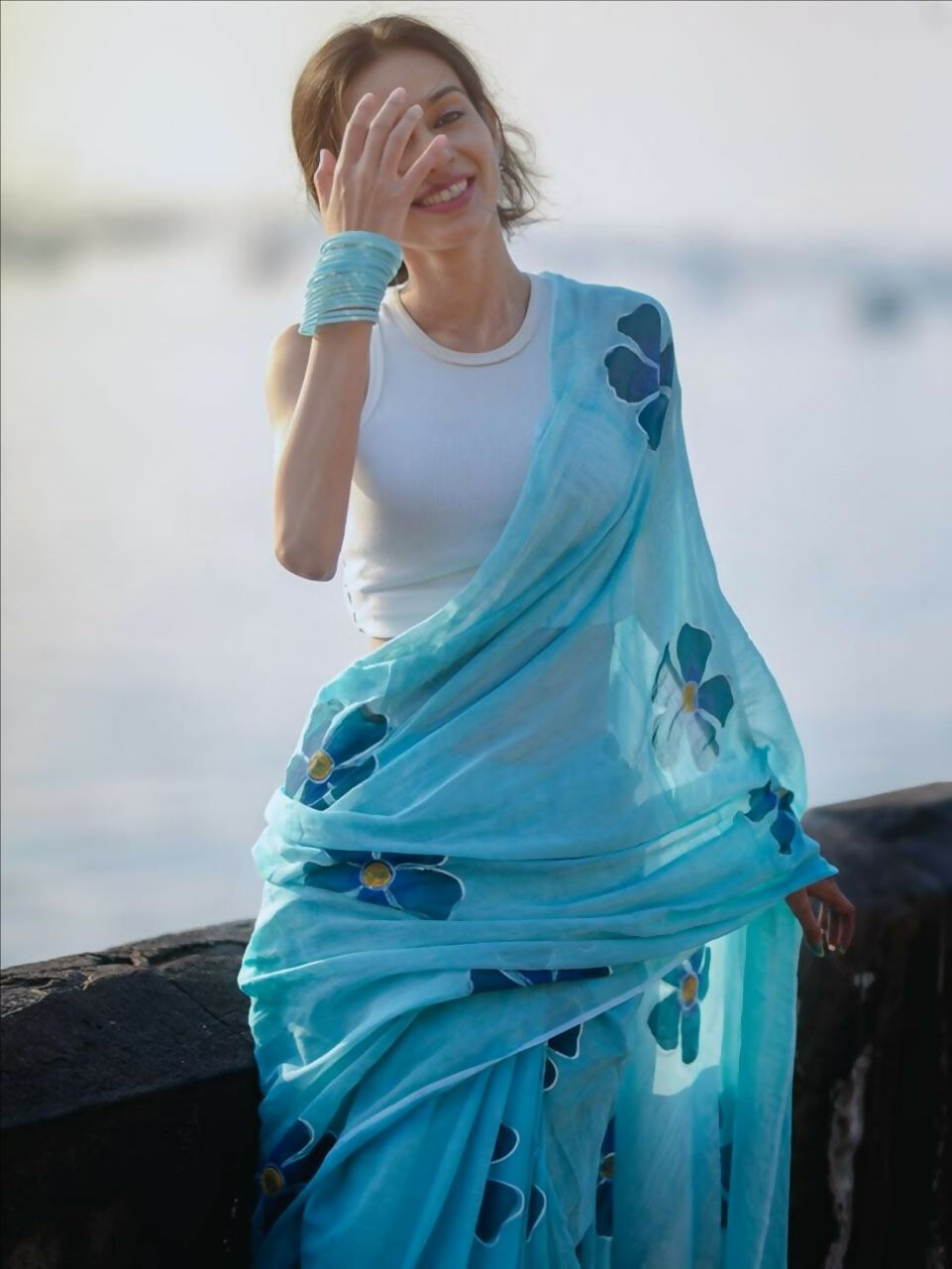 Prime Volt Women's Sky Blue Floral Digital Print Soft Linen Saree With Blouse - Distacart