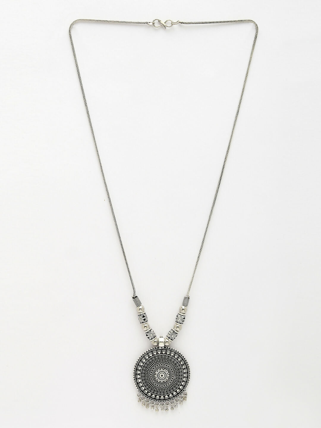 NVR Women's Silver-Toned Circular Shape Pendant with Chain