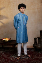 Falling Raw Silk Blue Varnika Kurta Set By Hilo Design