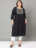 Sztori Plus Size Floral Yoke Design Sequinned Straight Kurta