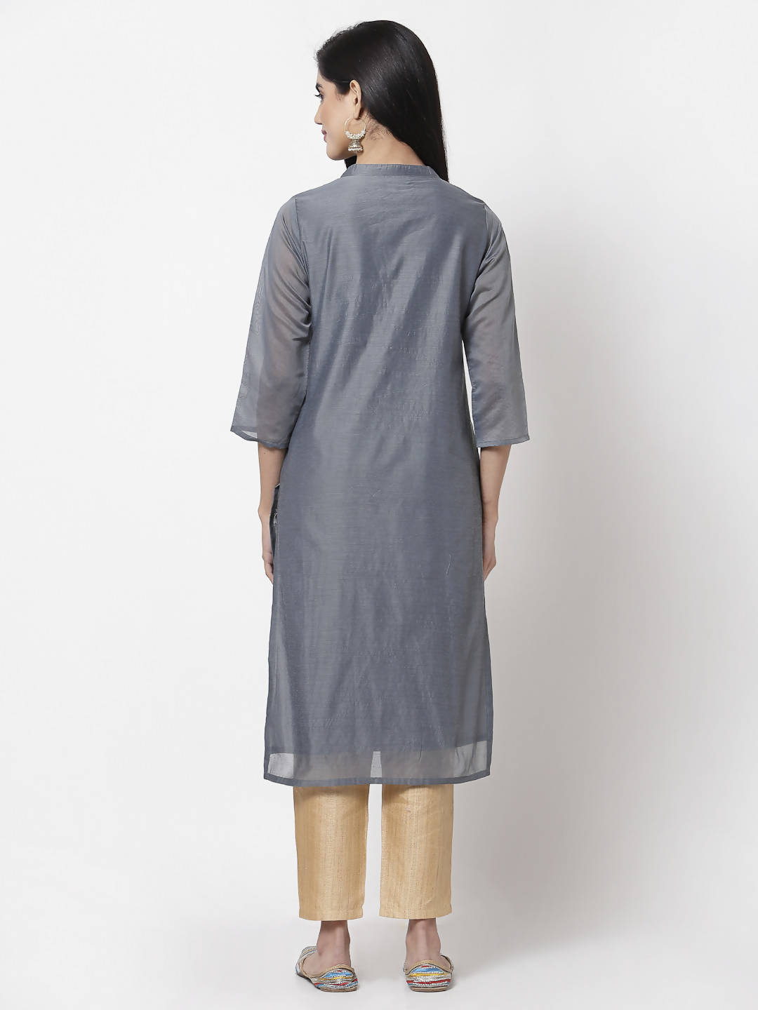 Myshka Women Grey Chanderi Embroidered 3/4 Sleeve Round Neck Kurta