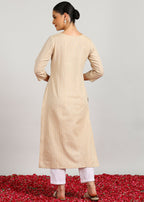 Aavyora Women's Beige Woven Striped V-Neck Kurta - Distacart