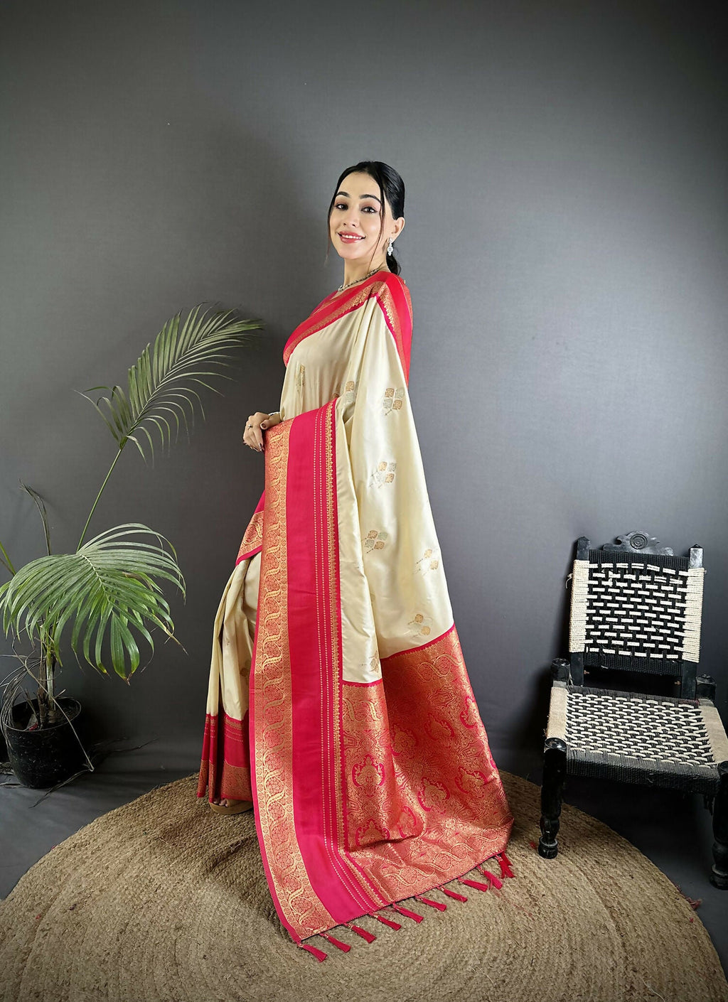 Joban Fashion Cream Banarasi Soft Silk Woven Saree - Distacart