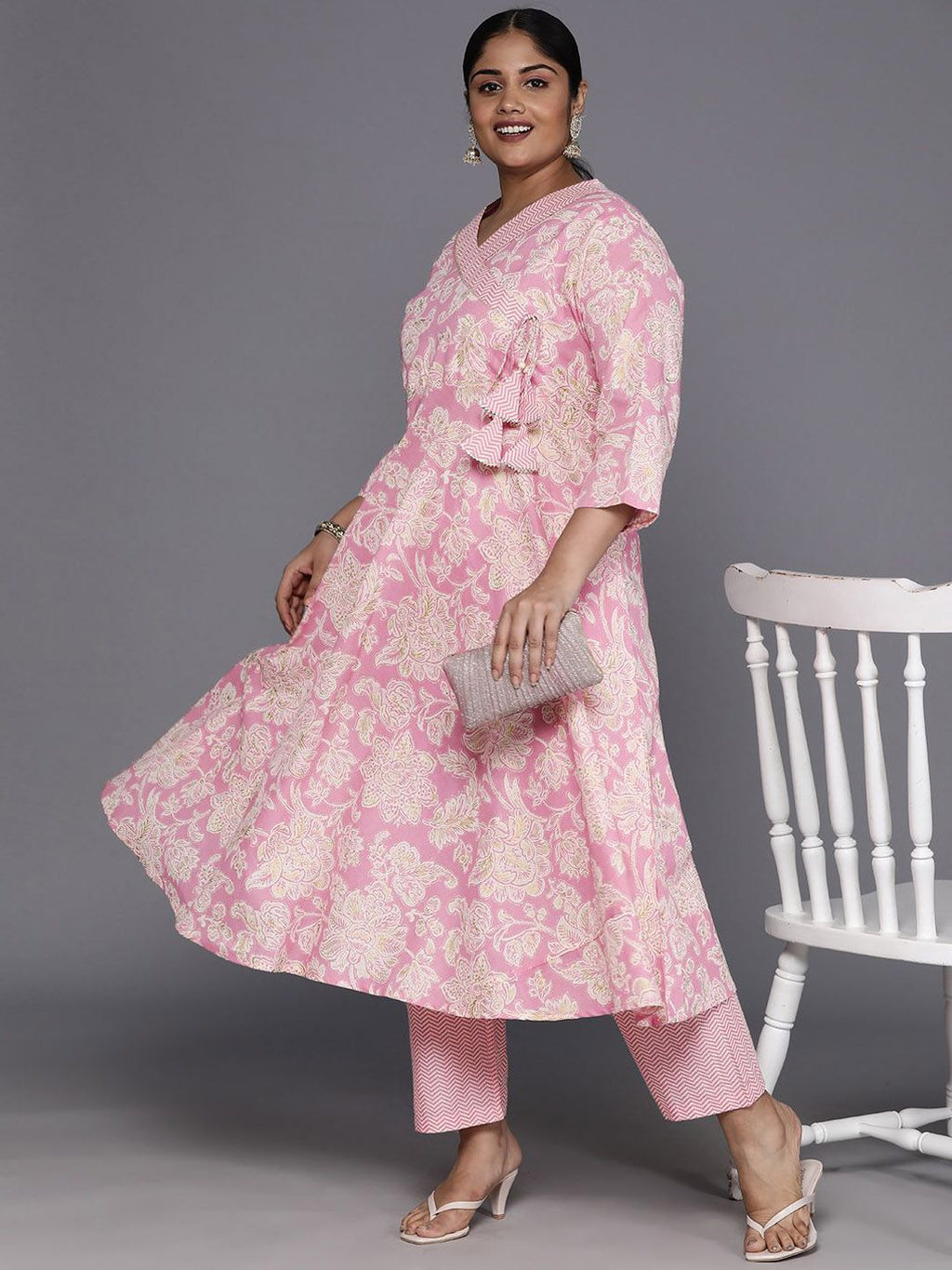 Sztori Plus Size Floral Printed Gotta Patti Pure Cotton A Line Kurta with Trousers - Distacart