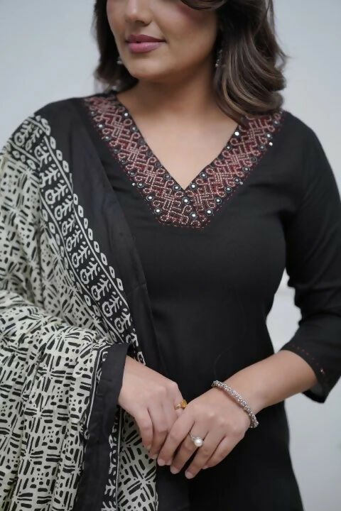 The52 Black Women's Gorgeous Parampara Fabric Embroidered Work Straight Kurta Palazzo and Dupatta Set - Distacart