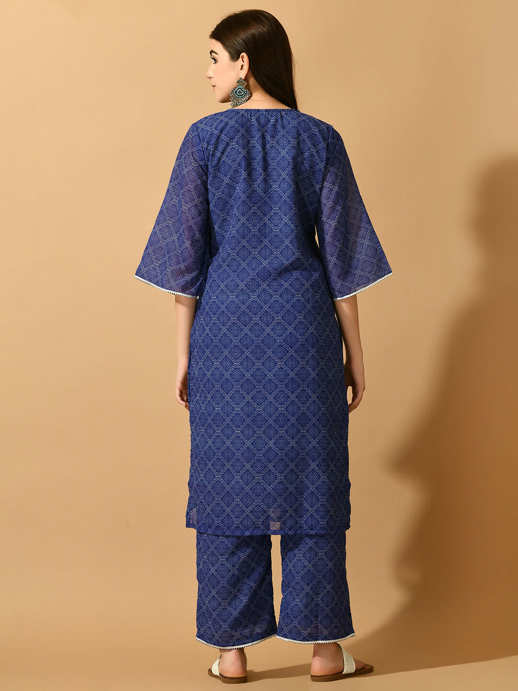 Myshka Women's Blue Embroidered Party Kurta Sets