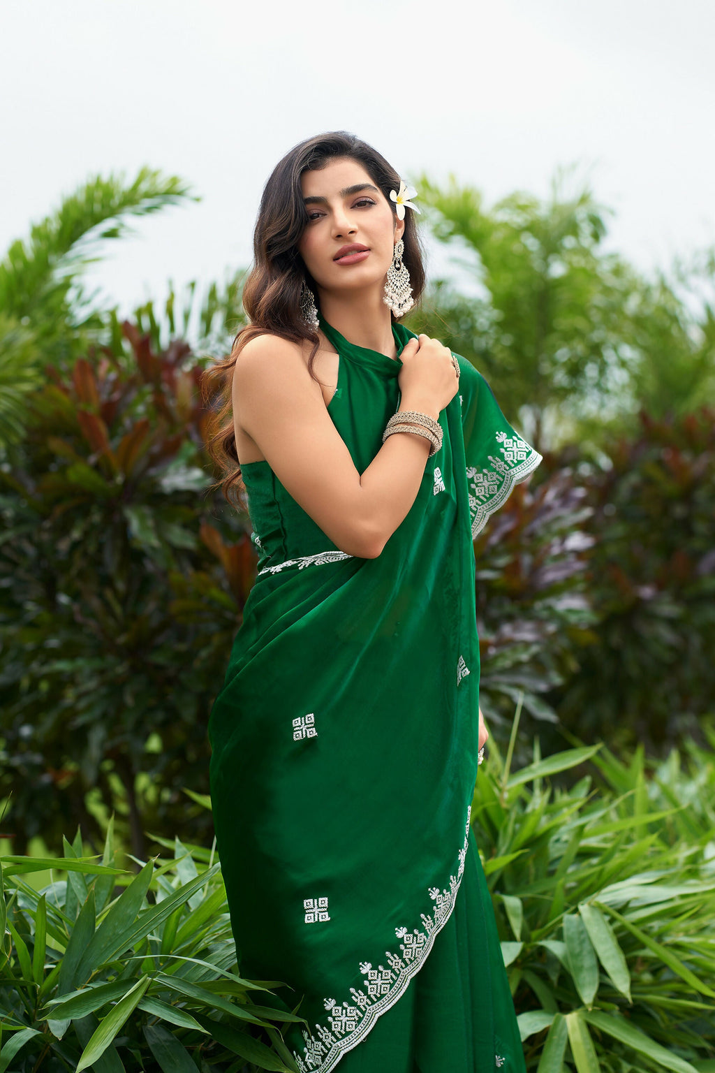 Vastranavya Green Embroidery Work Shimmer Chiffon Saree with Unstitched Blouse - Distacart