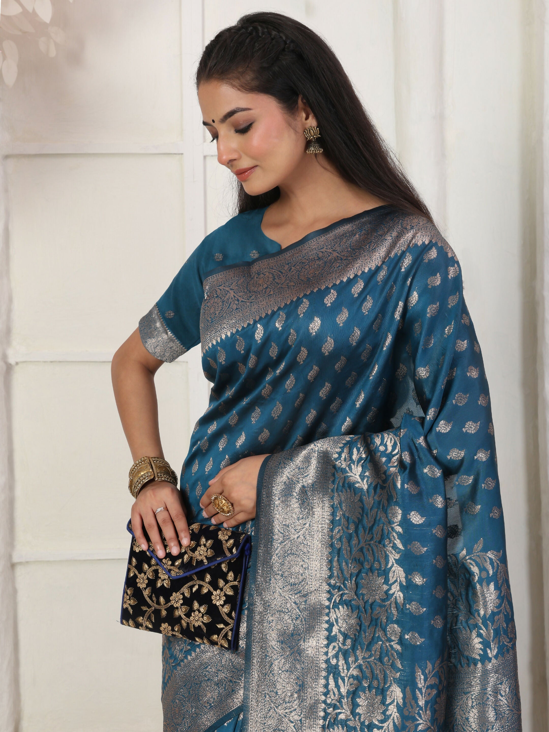 Shree Shyam Fashion Lichi Silk Light Pink Saree - Distacart