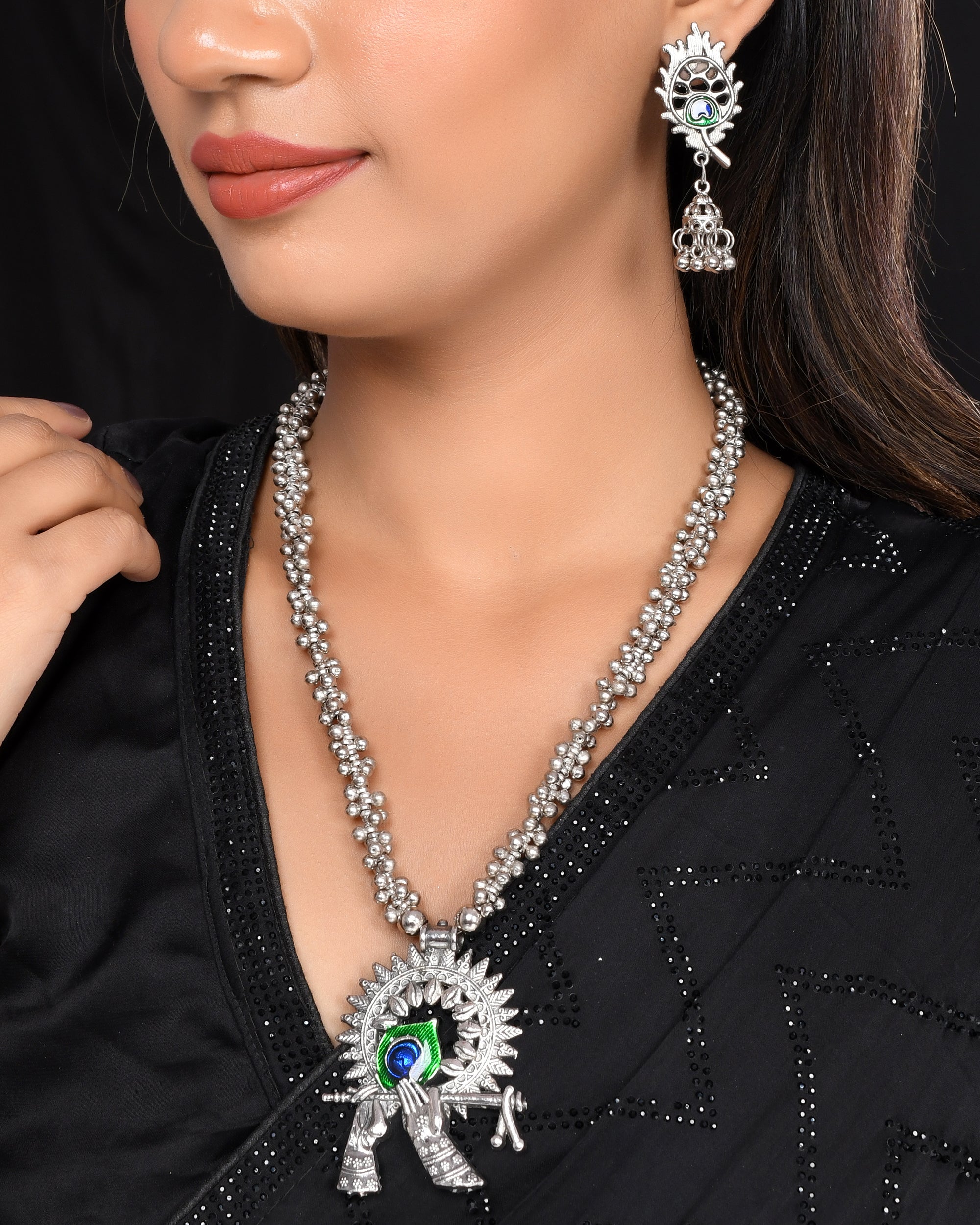 VOJ Women Silver Plated Oxidised Jewellary Set