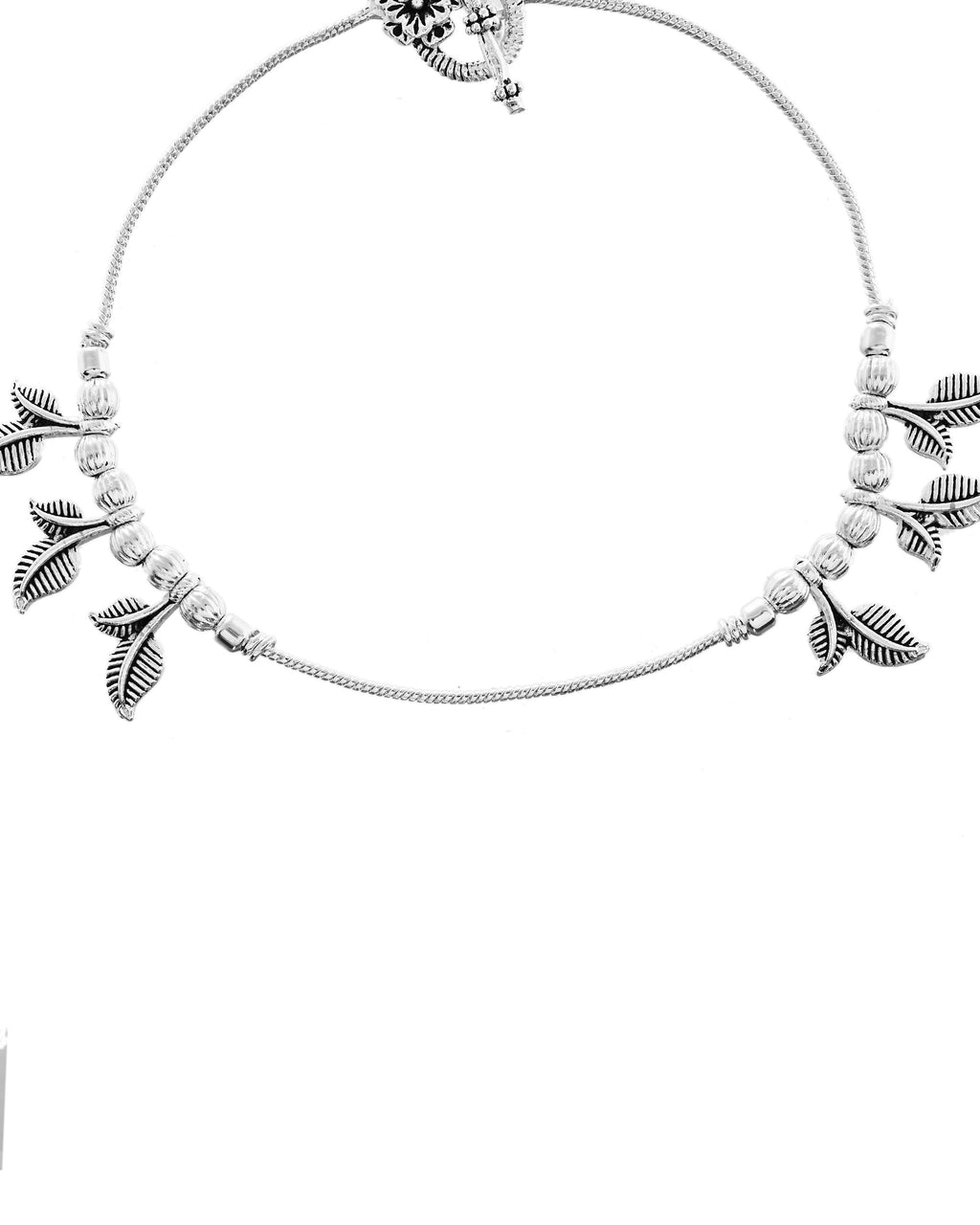 VOJ Set of 2 Silver Toned Leaf Designed Handcrafted Anklet