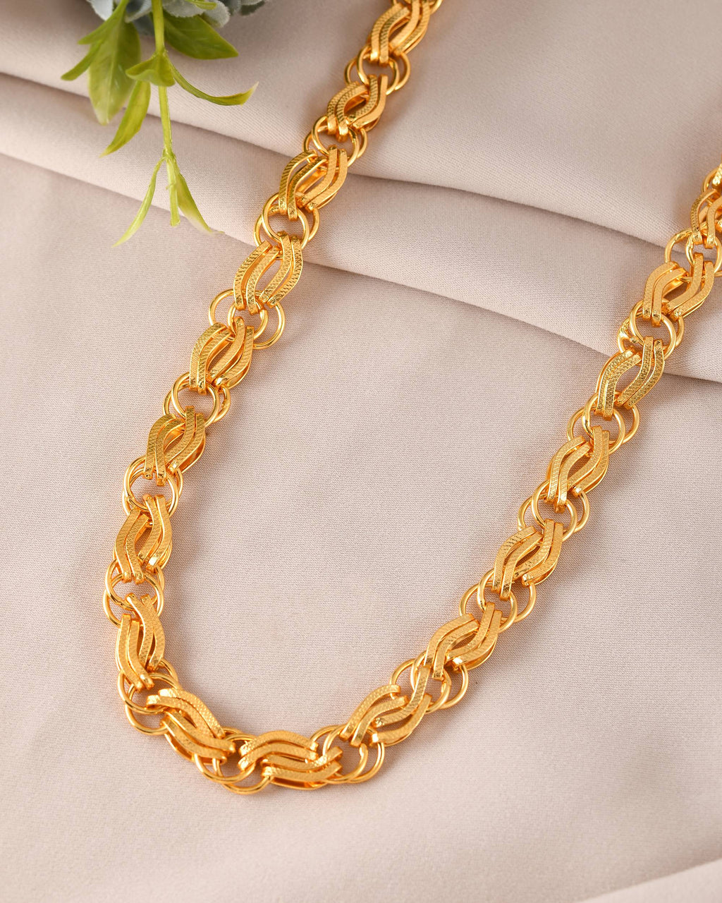 VOJ Gold Polished Stylish Stainless Steel Chain For Men - Distacart