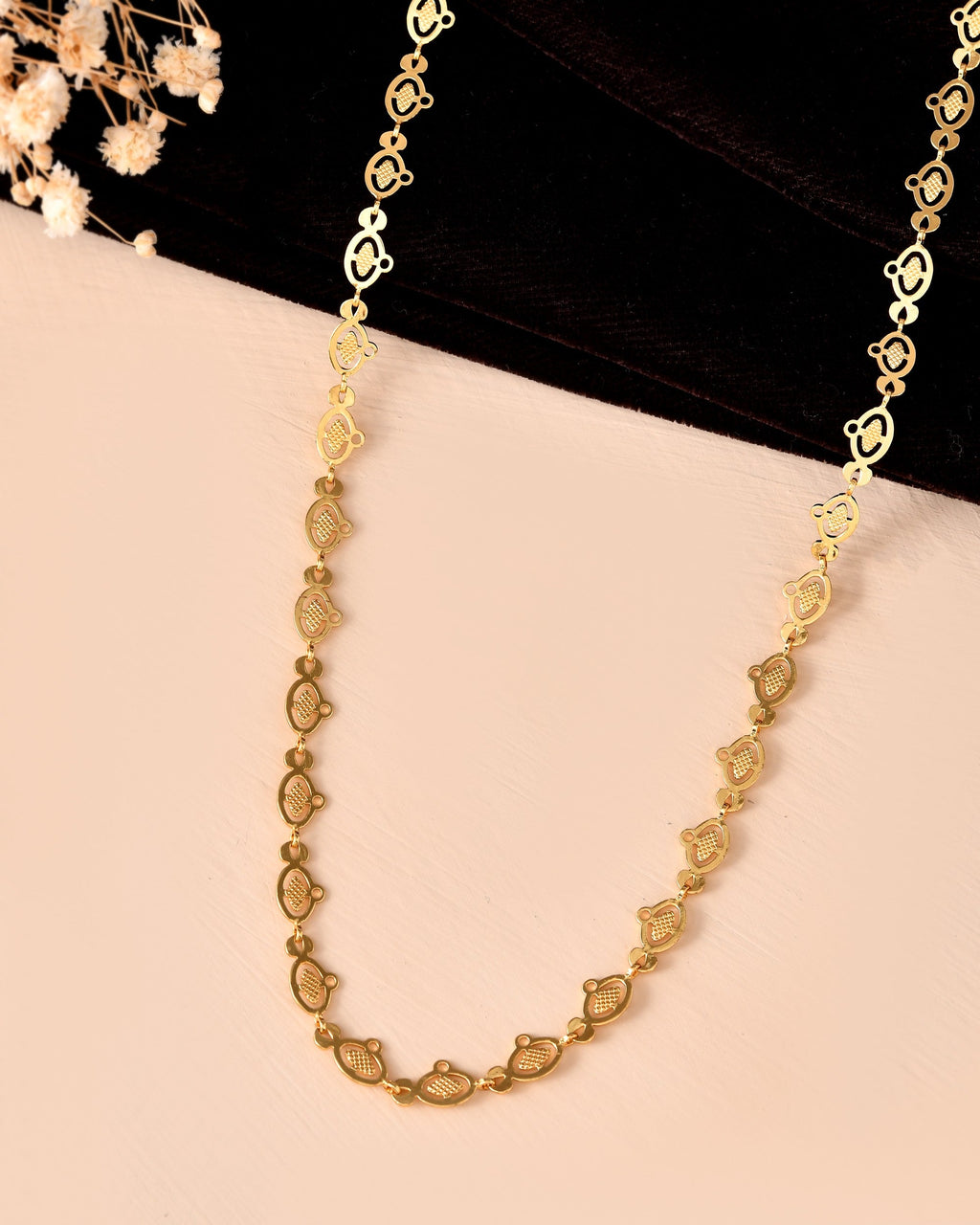 VOJ Gold Polished Oval Shaped Minimal Chain For Women - Distacart