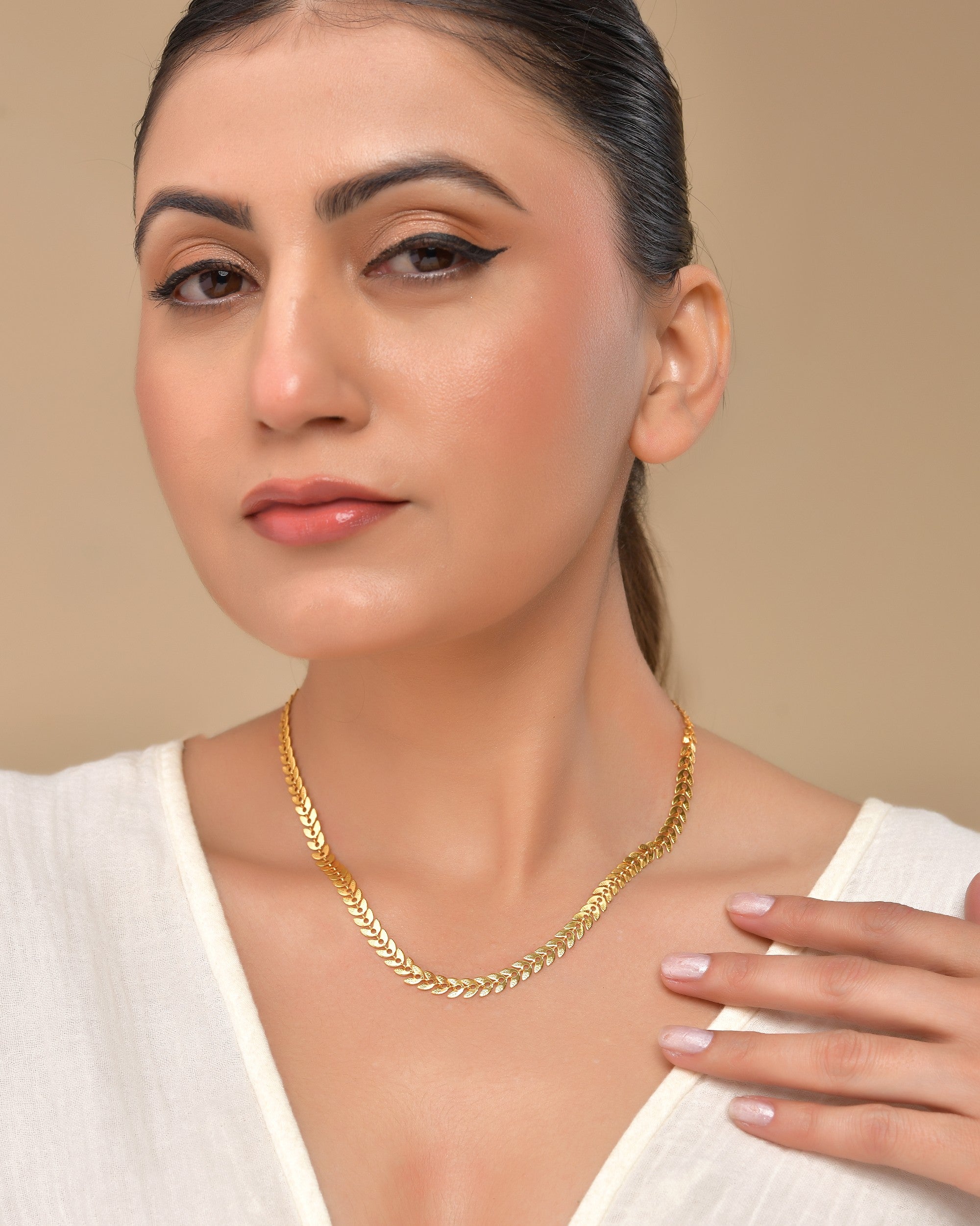 VOJ Leaf Shaped Minimal Chain For Women - Distacart