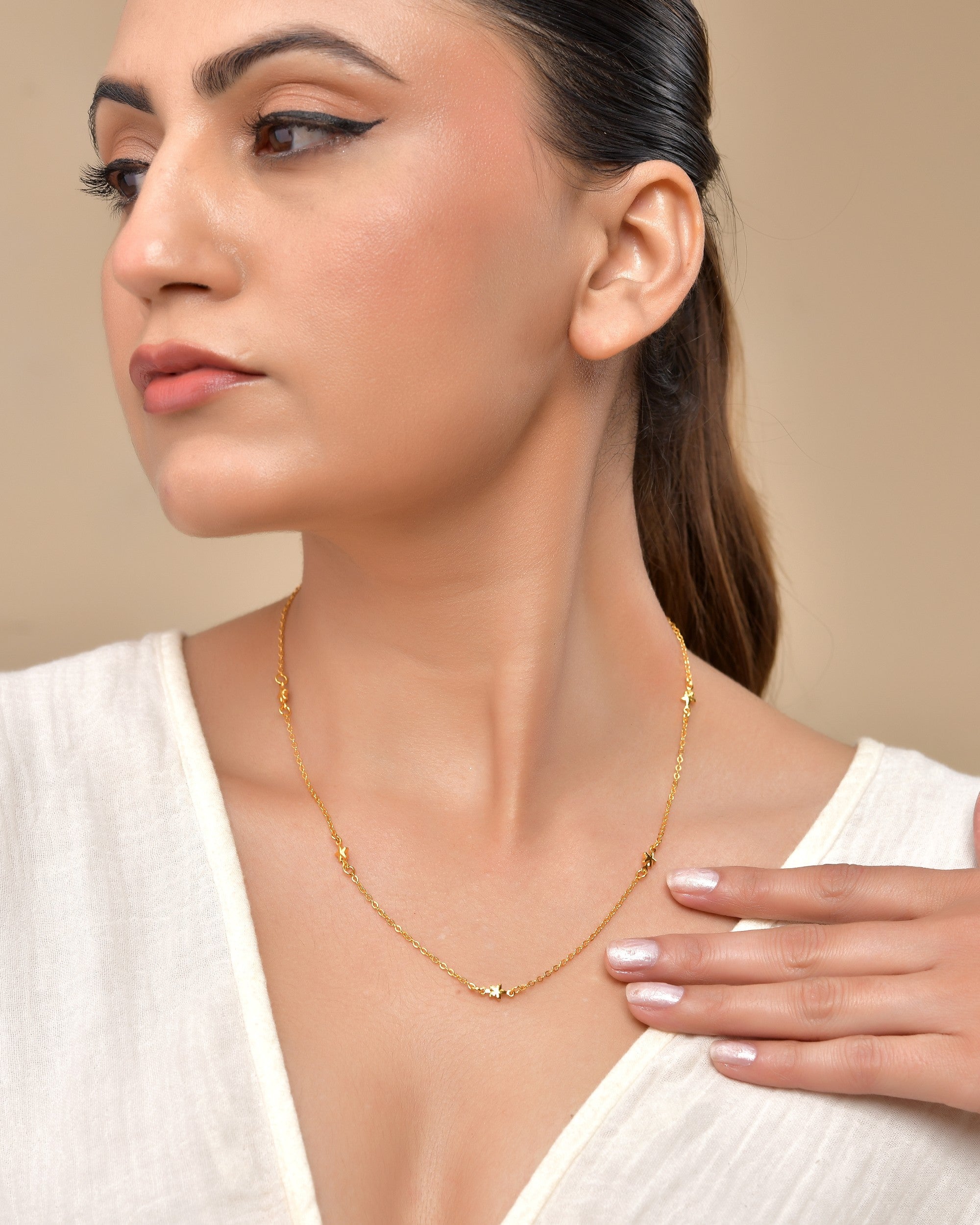 VOJ Gold Polished Star Shaped Minimal Chain For Women - Distacart
