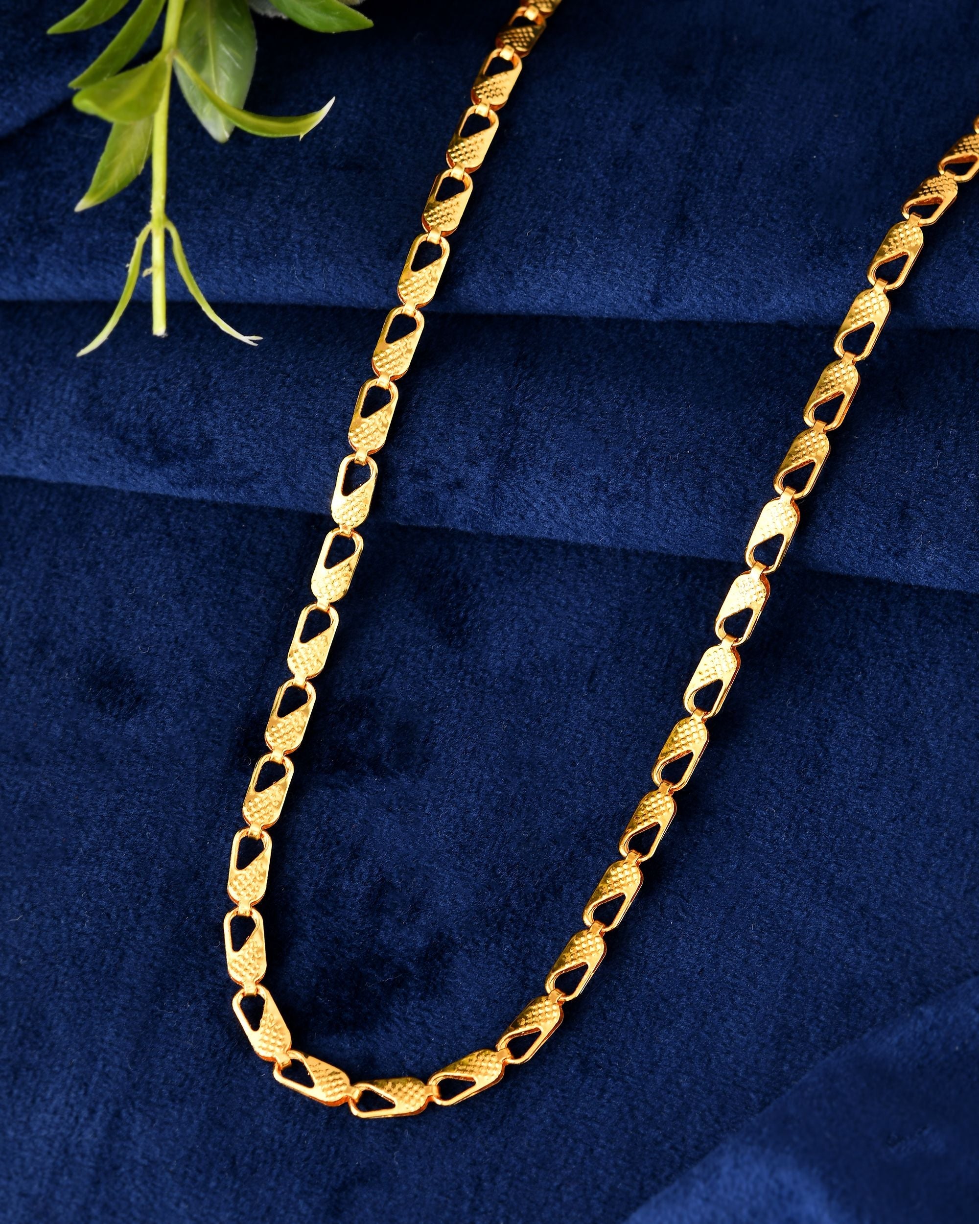 VOJ Gold Polished Biscuit Shaped Minimal Chain - Distacart