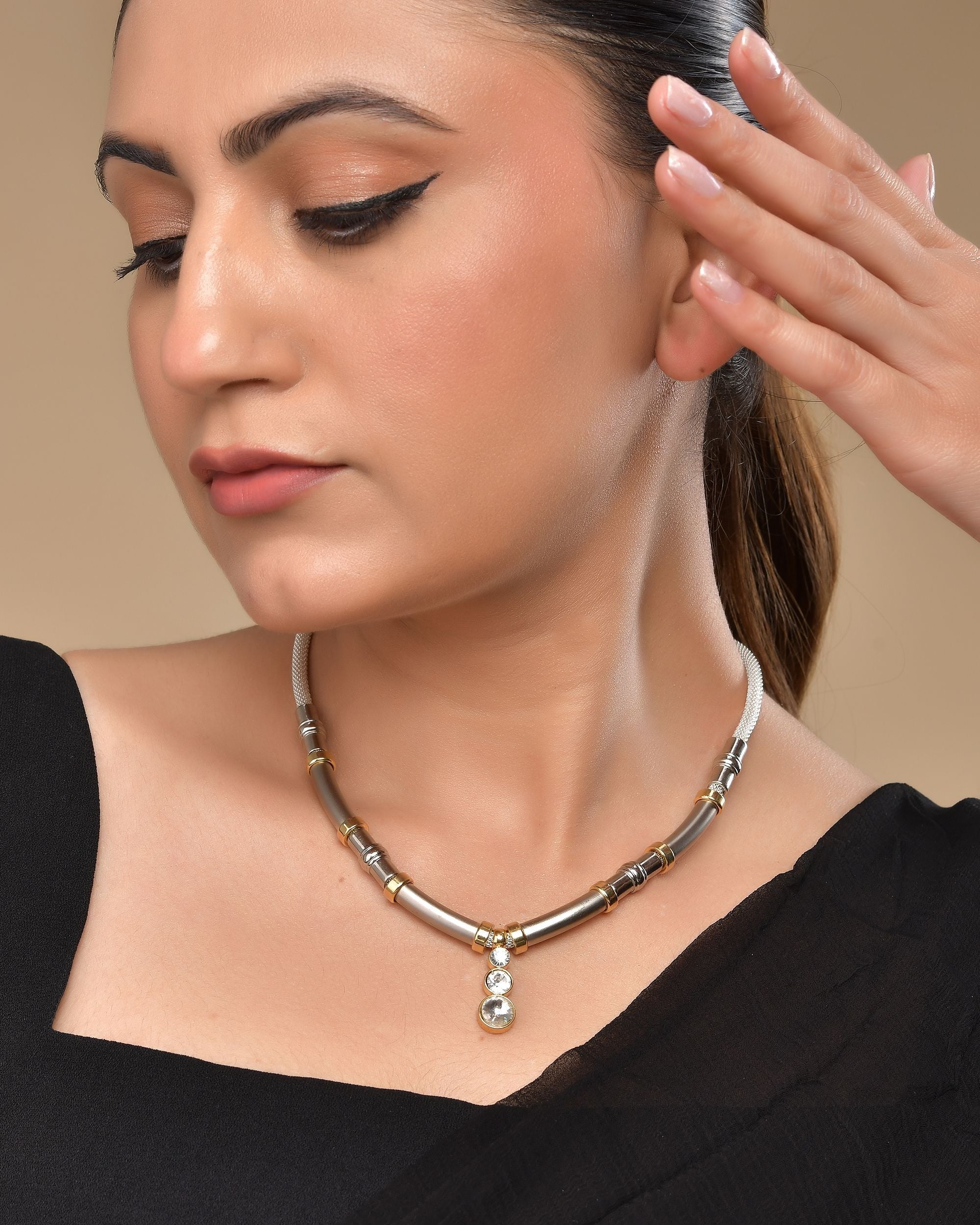VOJ Silver Plated Elegant Stainless Steel Designer Necklace