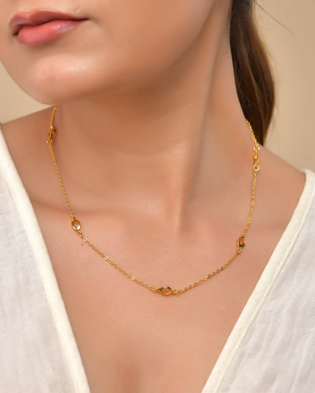 VOJ Gold Polished Minimal Designer Chain For Women - Distacart