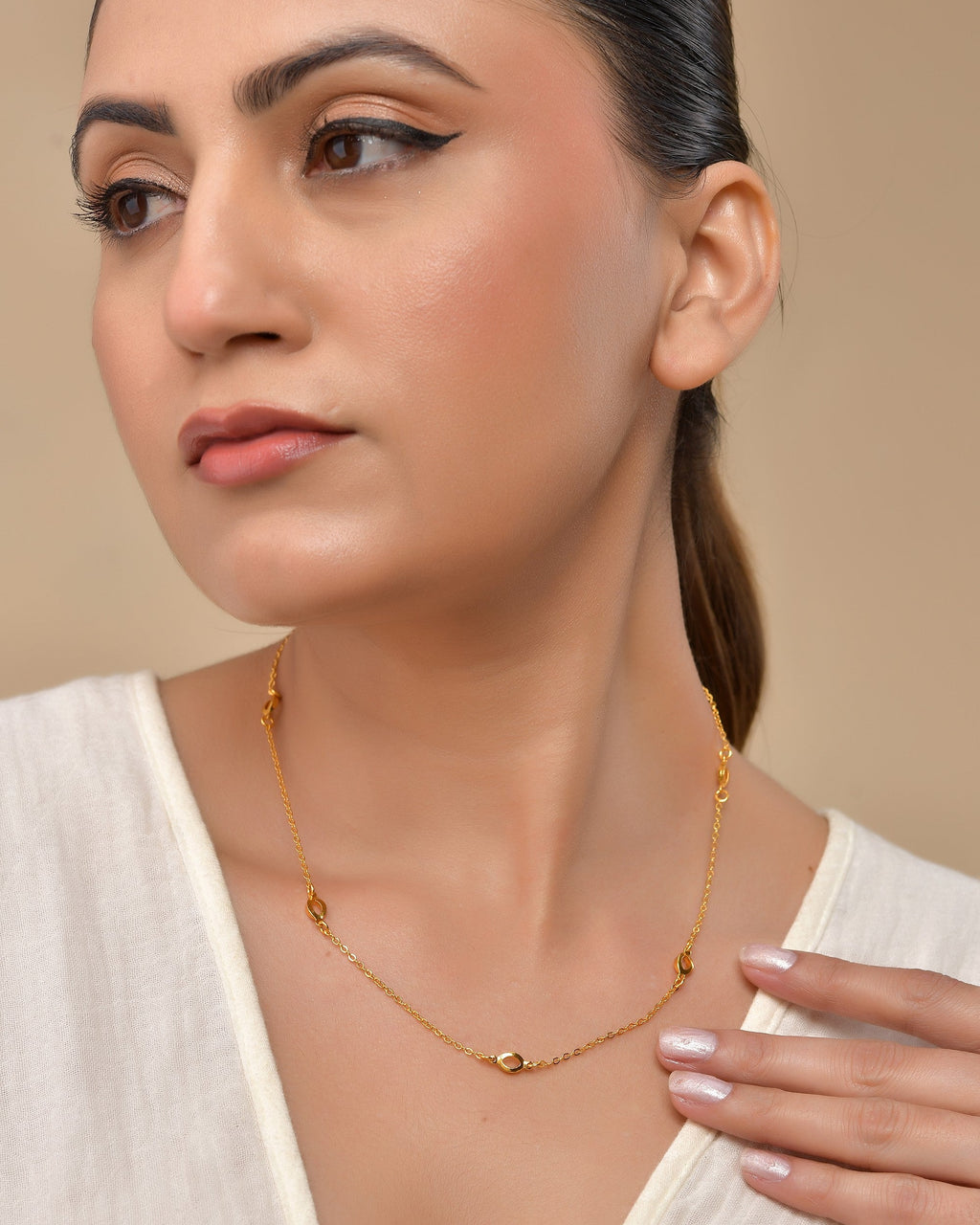 VOJ Gold Polished Minimal Designer Chain For Women - Distacart