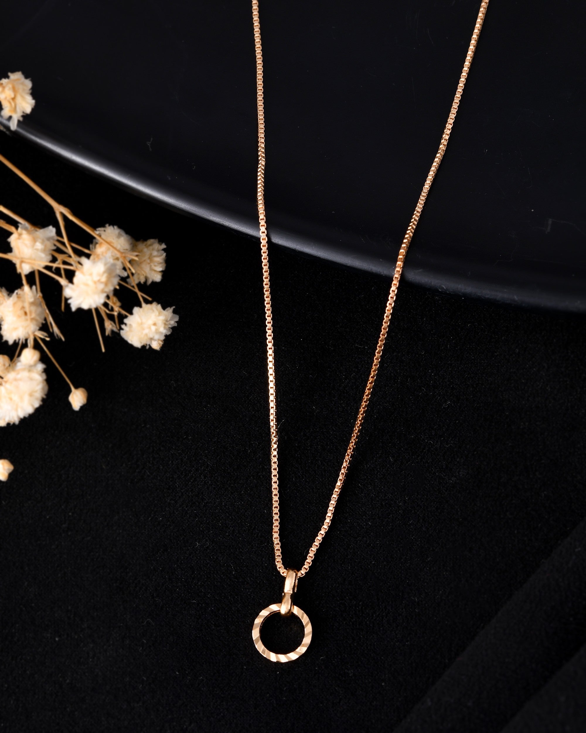 VOJ Rose Gold Polished Chain With Small Circular Pendant - Distacart
