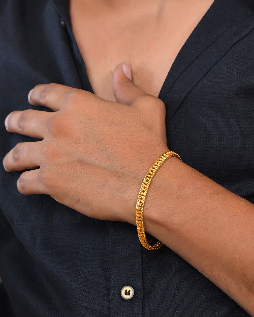 VOJ Men Gold Polished Stainless Steel Linked Bracelet - Distacart