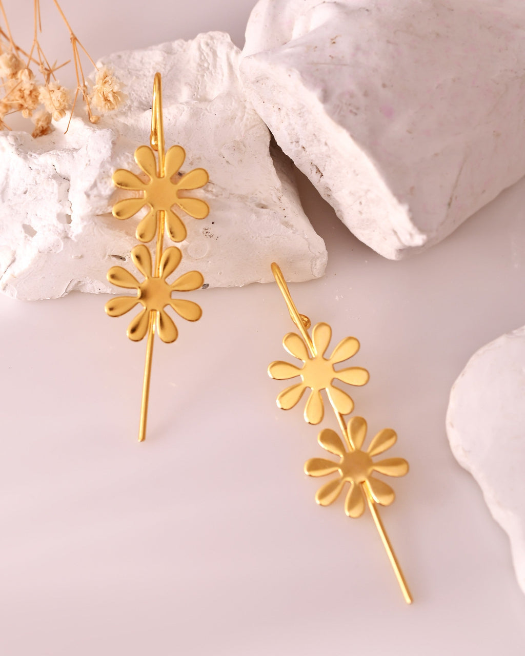 VOJ Gold Polished Floral Shaped Anti Tarnished Ear Cuff - Distacart