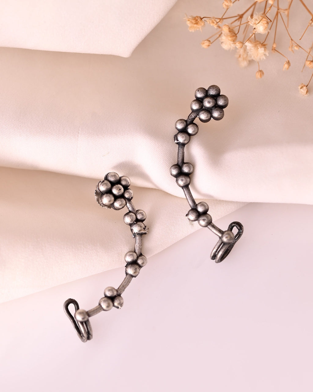 VOJ Silver Toned Floral Designer Ear Cuff - Distacart