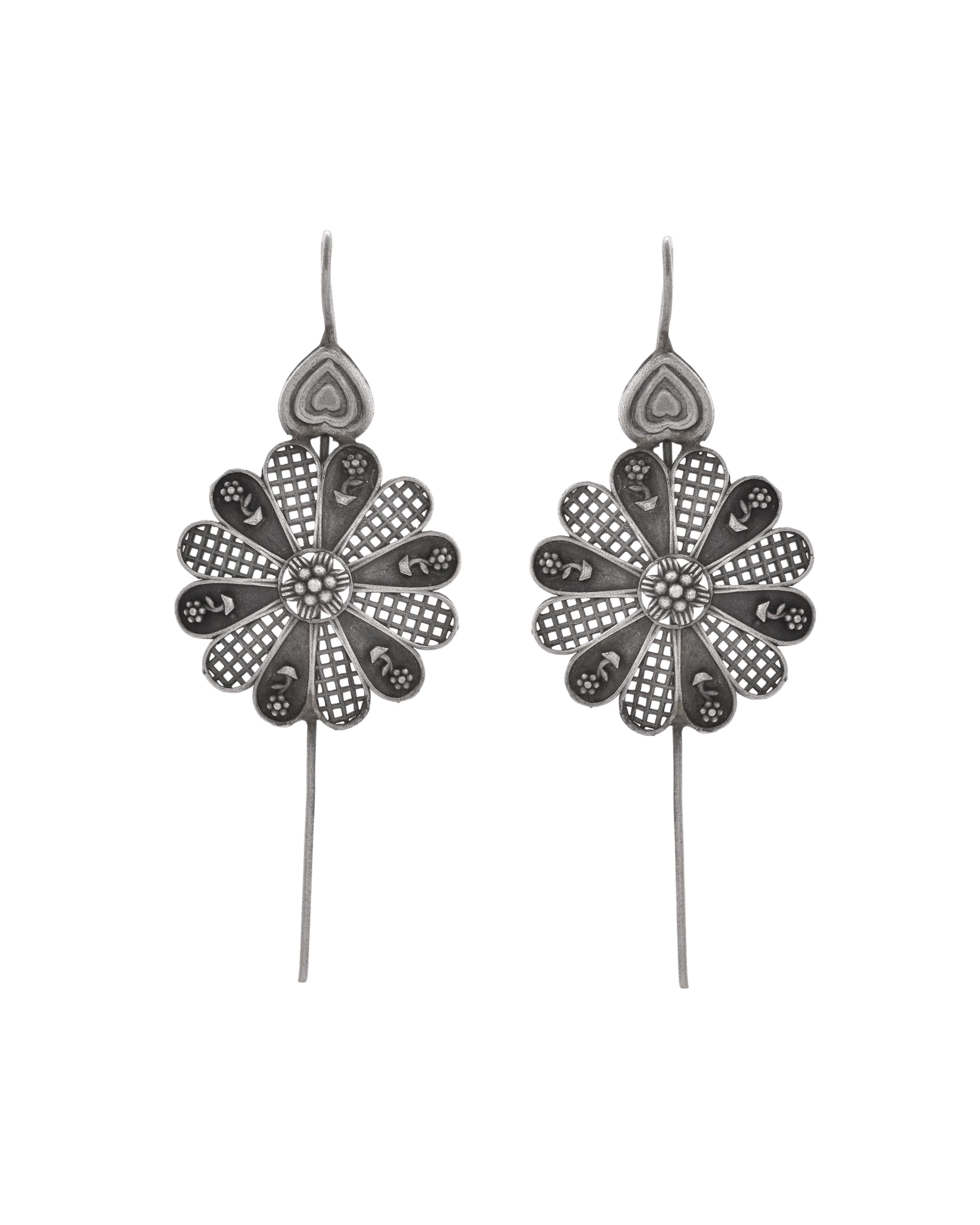 VOJ Silver Plated Flower Shaped Elegant Ear Cuff - Distacart