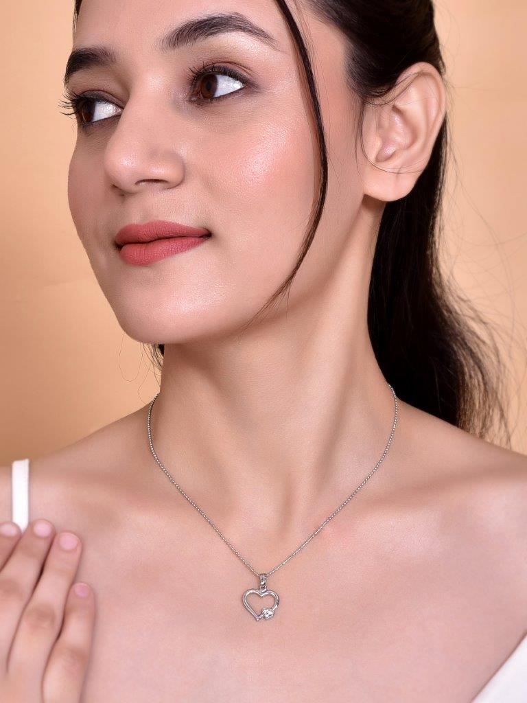 VOJ Silver Plated Heart Pandent Chain
