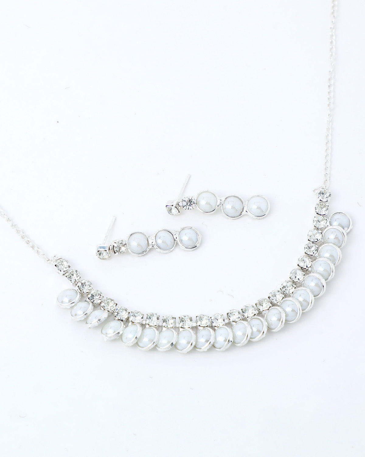 VOJ Silver Plated White Pearl Studded Choker Jewellery Set