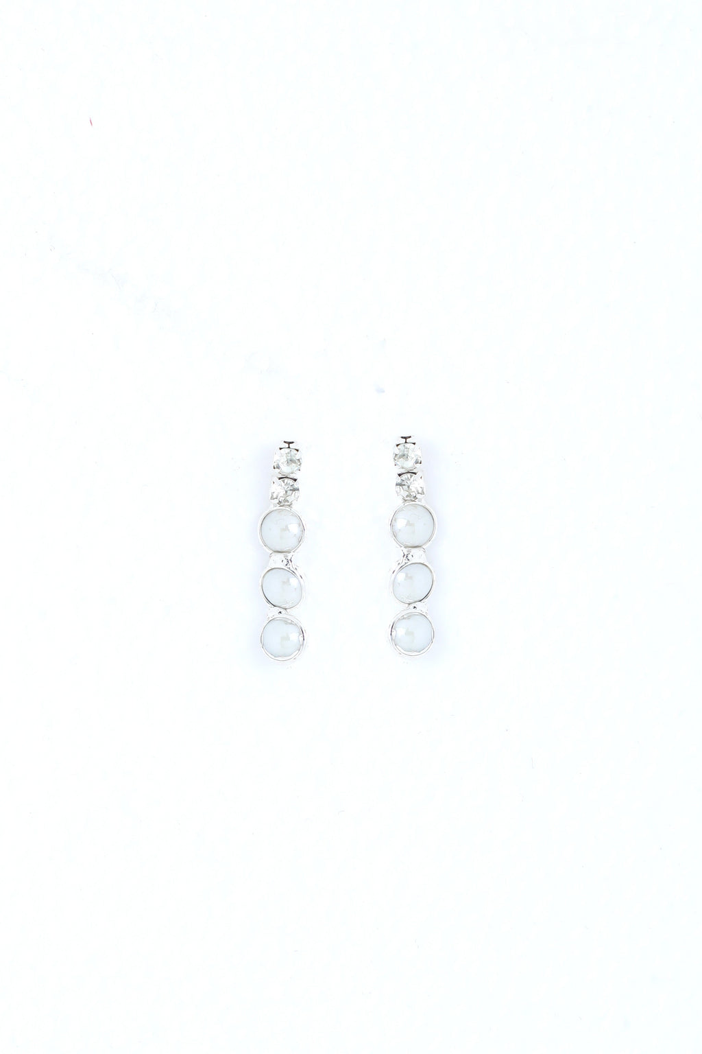 VOJ Silver Plated White Pearl Studded Choker Jewellery Set