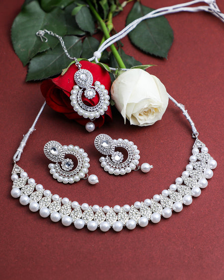 VOJ Silver Plated White Beads And Stone Studded Choker Jewellery Set With Mang Tikka
